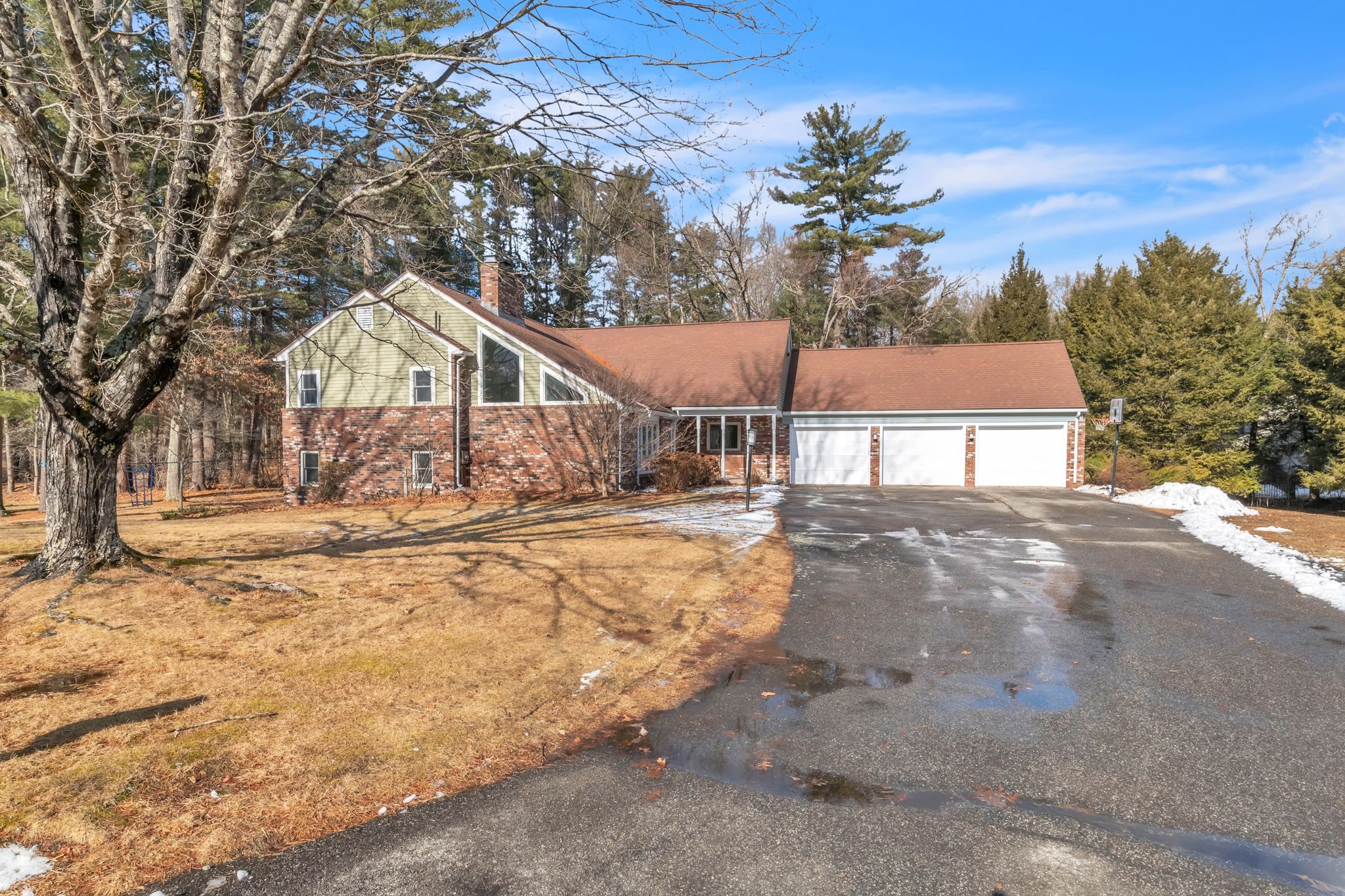 11 Bonair Dr