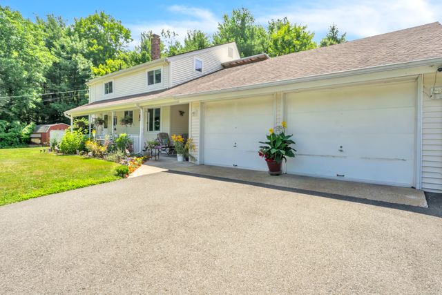 85 Maxwell Rd-24