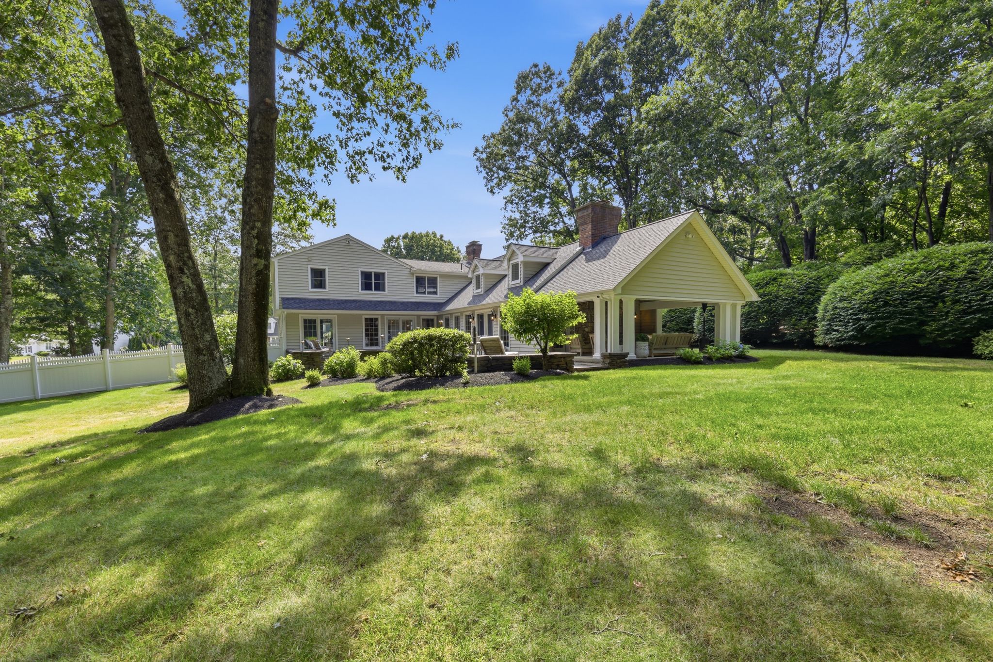 51_Mohawk_Drive_Longmeadow_Kristin_Fitzpatrick_006