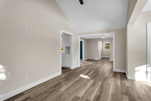 74 James St-12