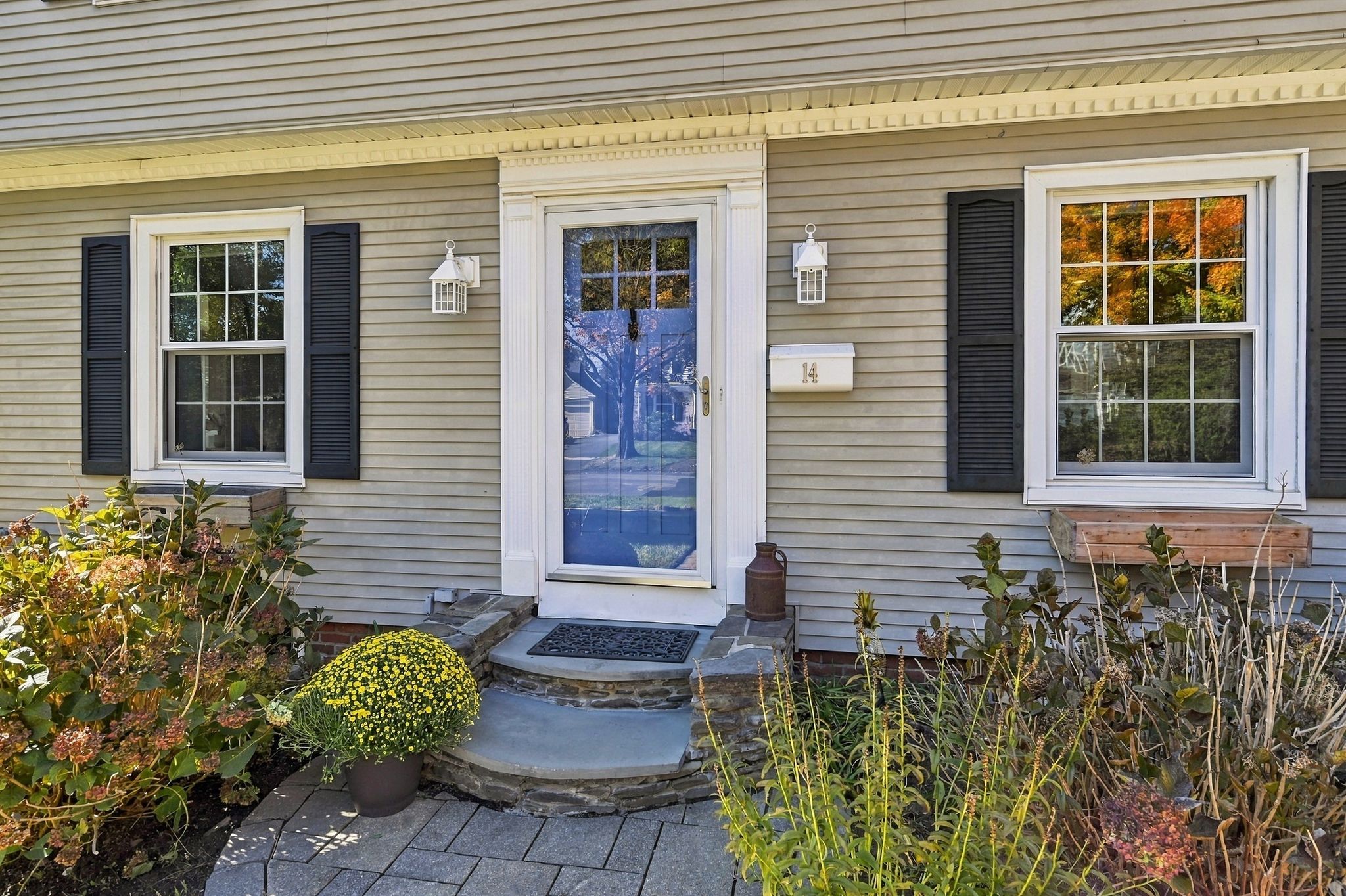14_Windsor_Pl_Longmeadow_MA_01106_USA_-_Bill_Fiore_035