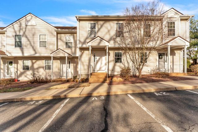 3 Marjorie Ln-33