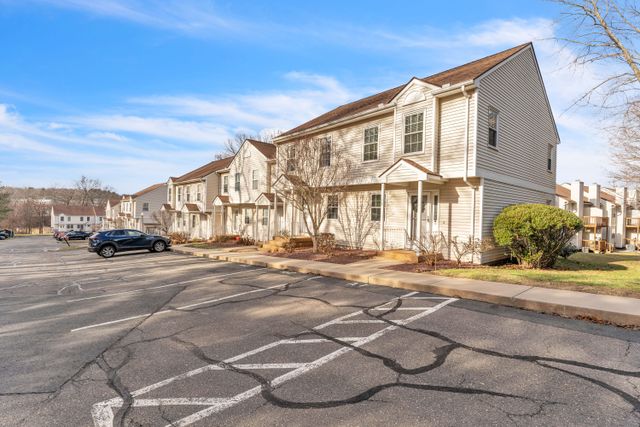 3 Marjorie Ln-34