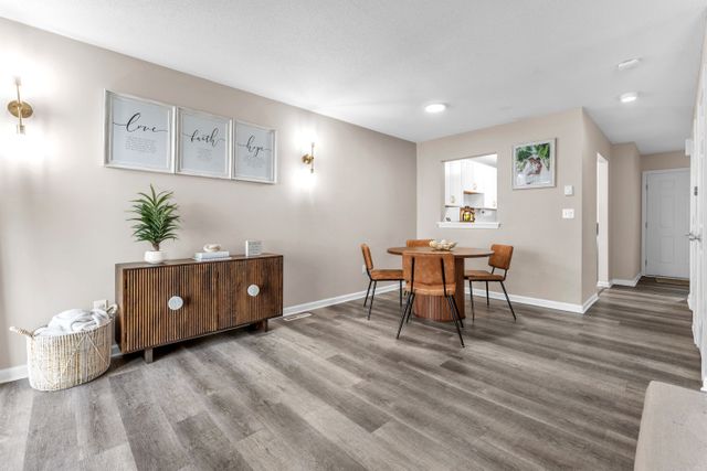 3 Marjorie Ln-4