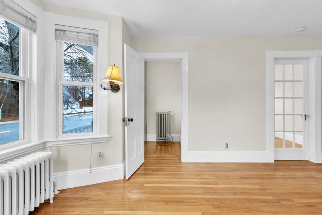 281 Essex St-22