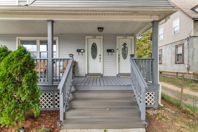 1133 Hampden St-3