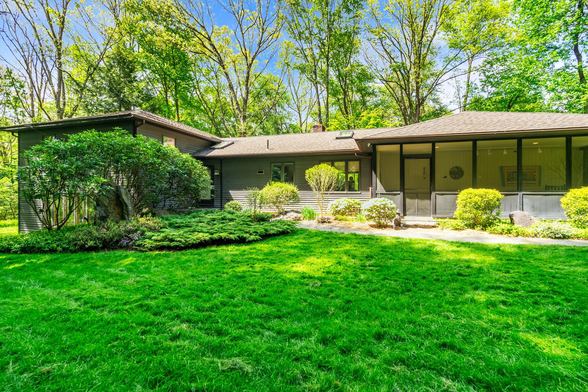 91 Woodlot Rd-41