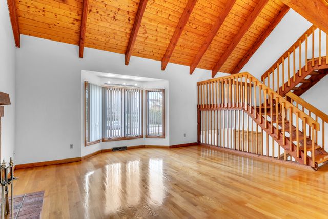 59 Lucas Dr-3