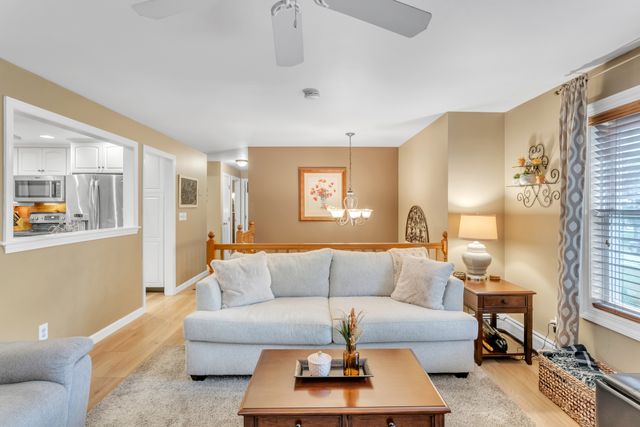 40 Ann St-6
