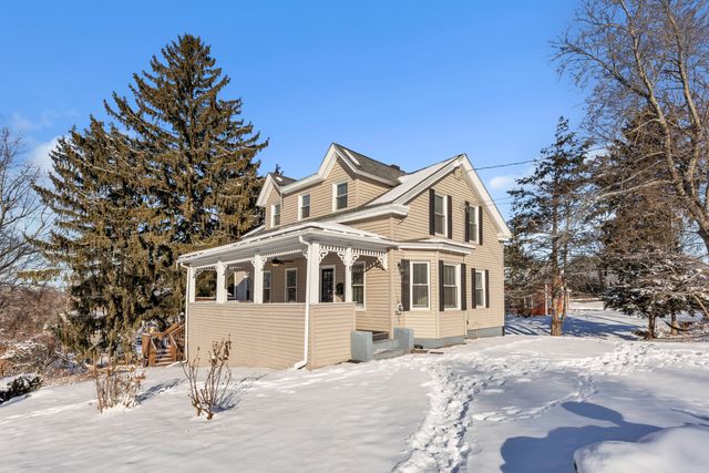 5 Fairview Ave-39