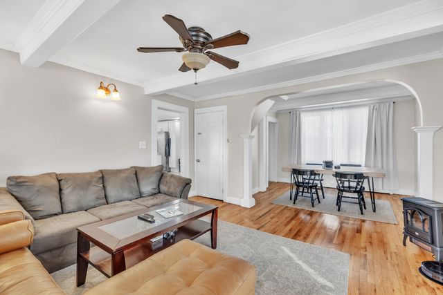 5 Fairview Ave-8