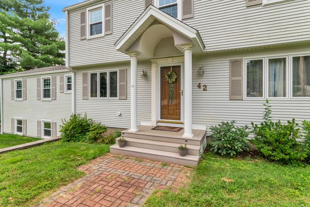 42 Ridgecrest Dr-3