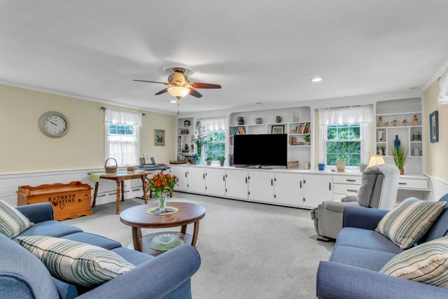 42 Ridgecrest Dr-5