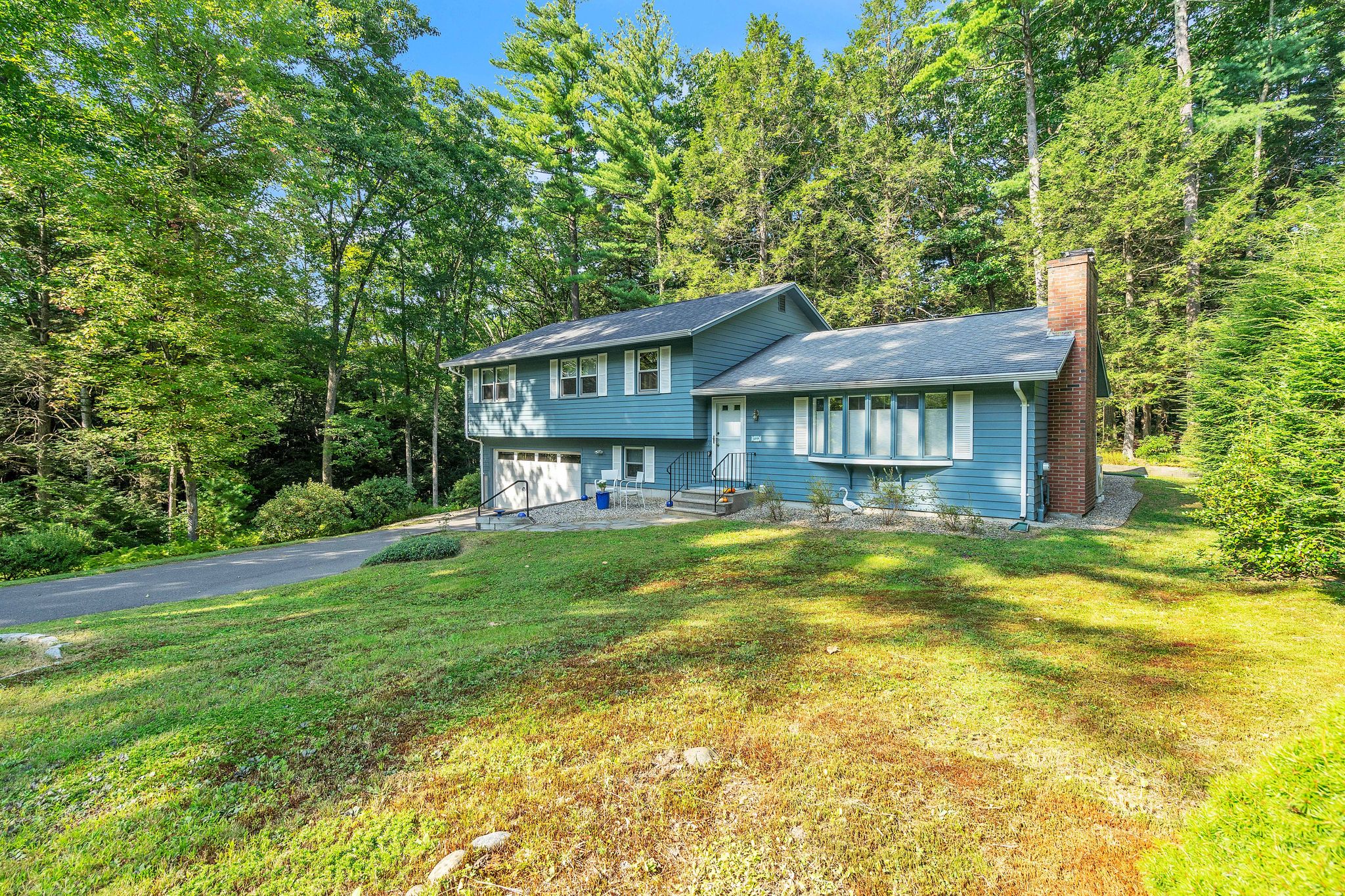 5 Evergreen Ln-36