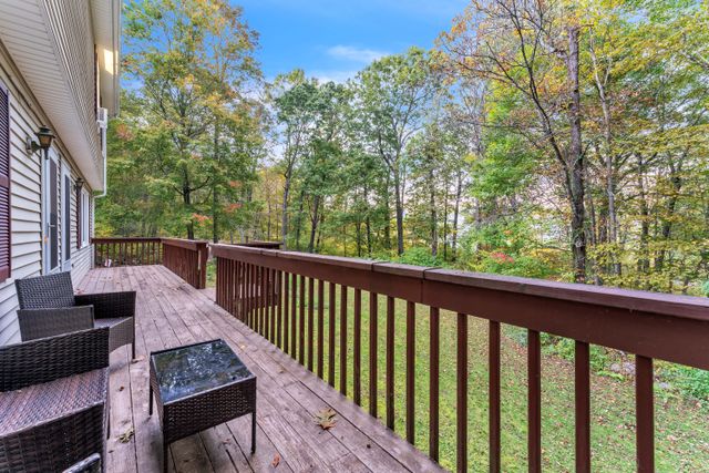 57 Clark Hill Rd-26