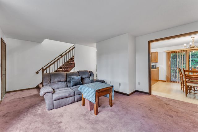 57 Clark Hill Rd-8