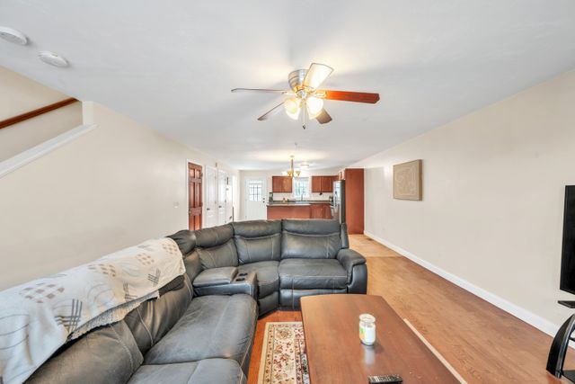 6C Weldon Ave-19