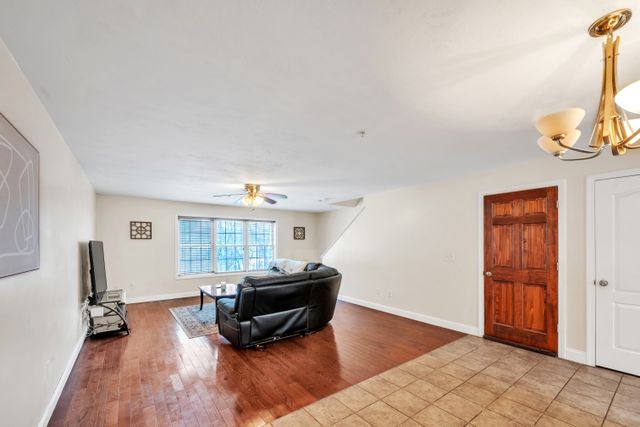 6C Weldon Ave-22