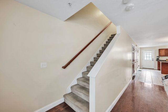 6C Weldon Ave-3