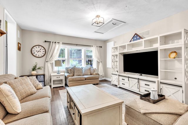 5 Summer Hill Rd 20