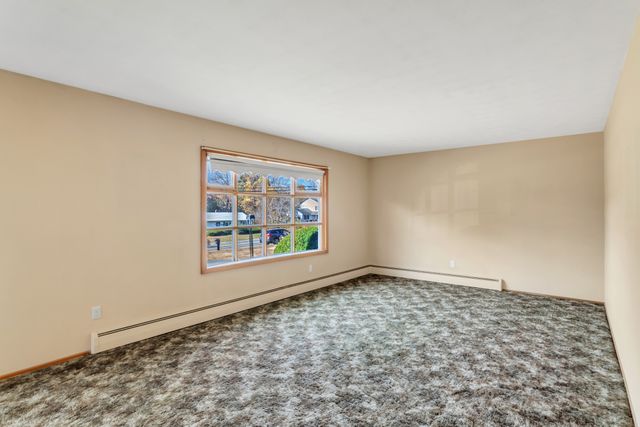 213 River St-19