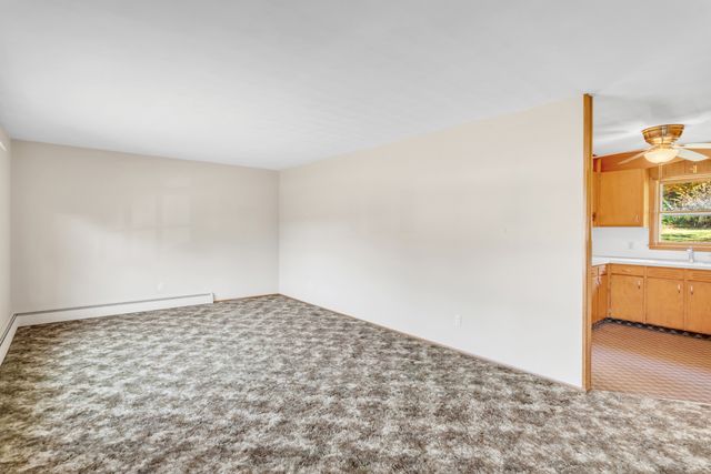 213 River St-20