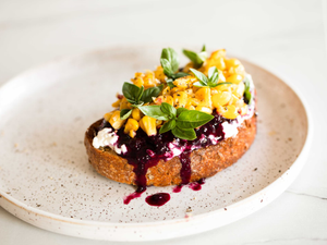 Ricotta Blueberry Toast with roasted Corn & Basil by Bakd&Raw, Karolin Silja Baitinger