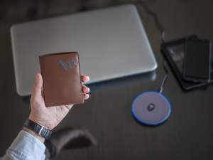 Walleon Smart Men Wallet and other tech gadgets