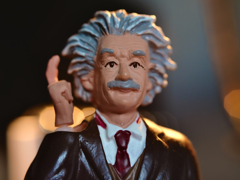 Einstein Thinking