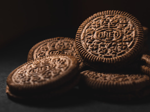 DARK FOOD PHOTOGRAPHY