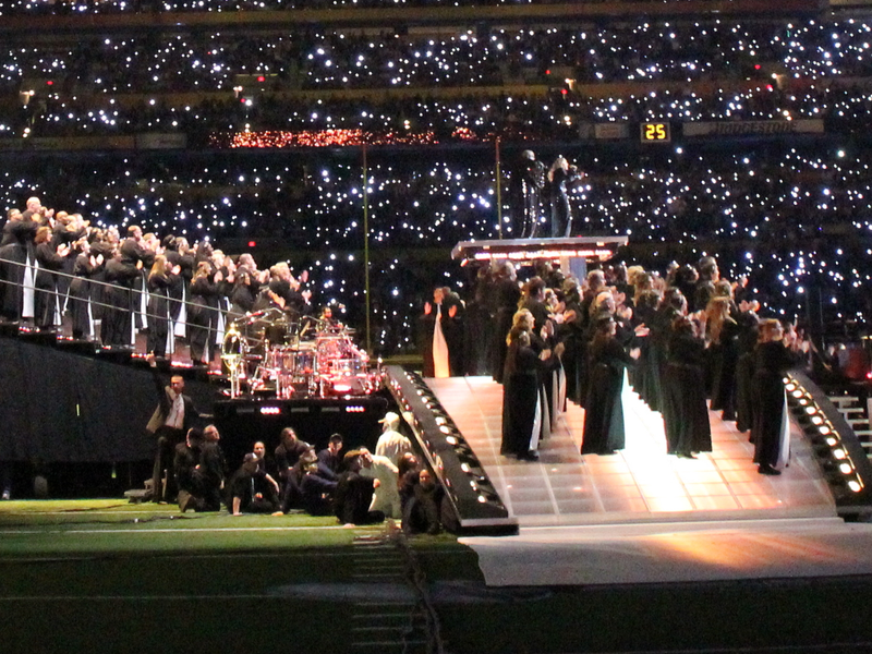 2012 Super Bowl halftime show (6845006071) (cropped)