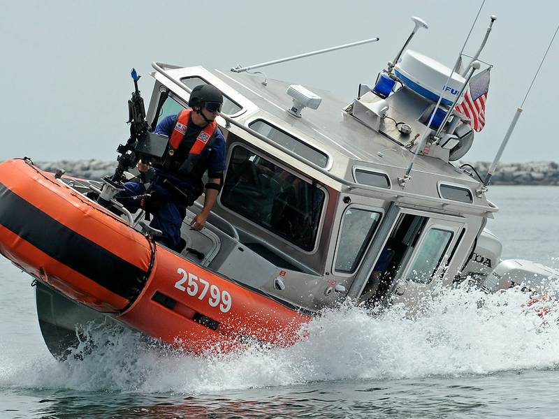 Maritime Safety and Security Team trains in Los Angeles [Image 2 of 3]