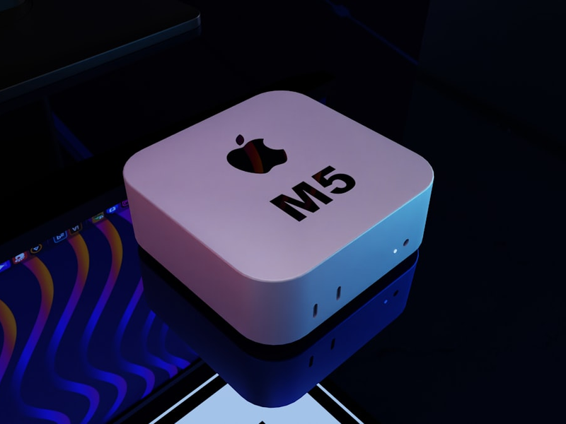 mac mini, mac mini m5, mac mini m4, apple, computadora, computer, tecnología, technology, mac, dispositivo, device, escritorio, desktop, compacto, compact, mini pc, ordenador, pequeño, small, plateado, silver, aluminio, aluminum, apple silicon, procesador, processor, oficina, office, trabajo, work, profesional, professional, moderno, modern, elegante, elegant, minimalista, minimalist, portátil, portable, eficiente, efficient, rendimiento, performance, conectividad, connectivity, usb, thunderbolt, wifi, bluetooth, pantalla, monitor, teclado, keyboard, ratón, mouse, setup, workstation