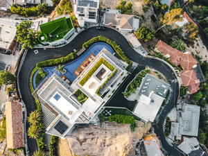 Hollywood Hills Drone sunrise drone shot. ©Ariel blanco