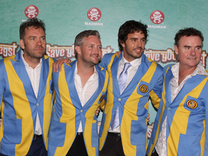 Brendan Cowell, Stephen Curry, Damon Gameau