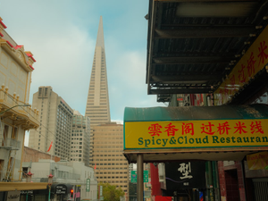 Spicy & cloud restaurant sign with transamerica pyramid
