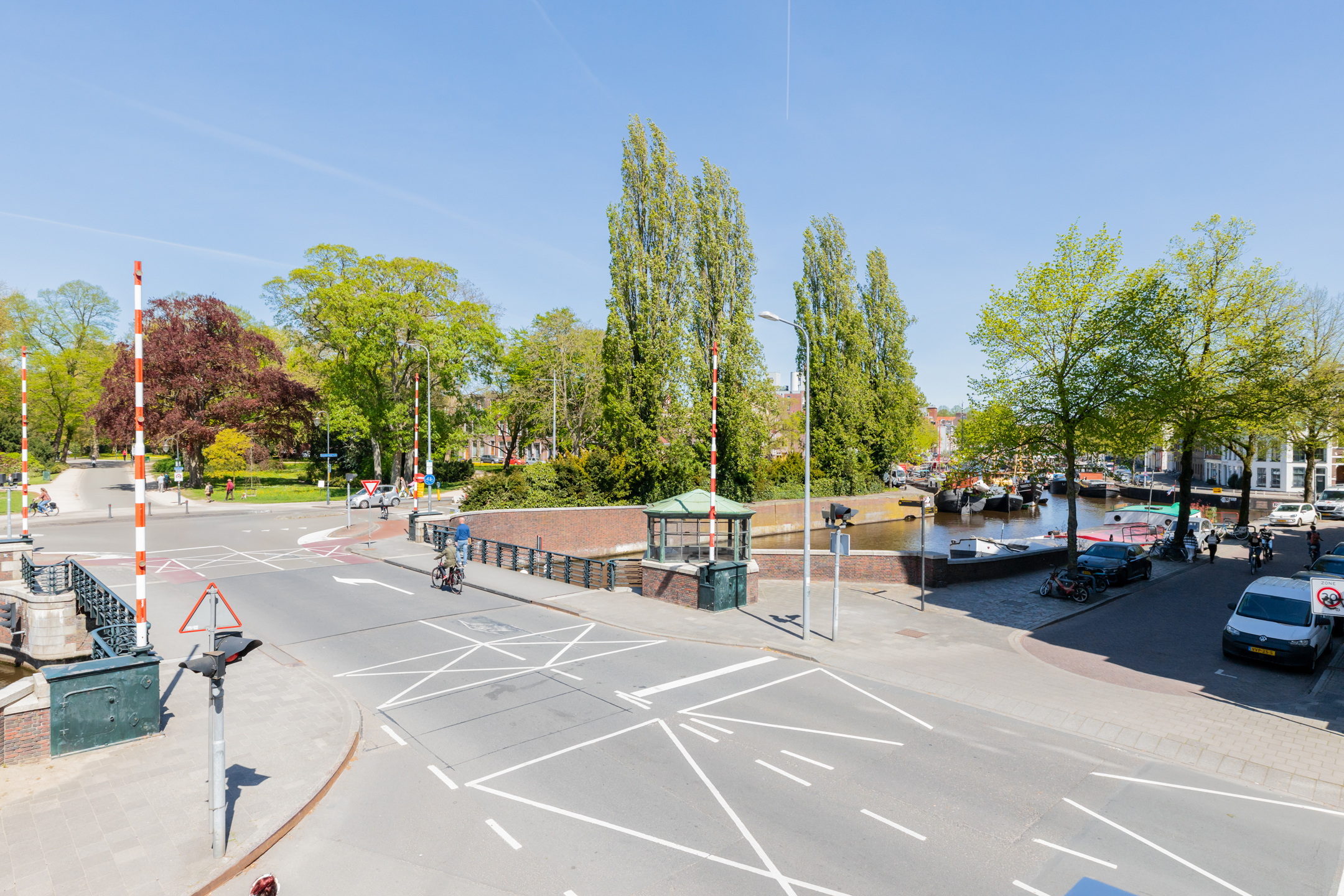 Keuken en eetkamer Dr. C. Hofstede de Grootkade 1A, Groningen