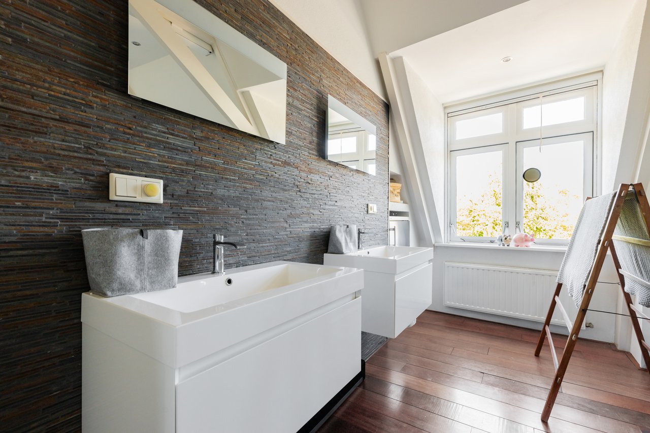 Slaapkamer of badkamer Dr. C. Hofstede de Grootkade 1A, Groningen