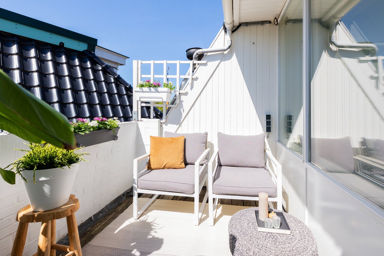 Tuin of omgeving Dr. C. Hofstede de Grootkade 1A, Groningen