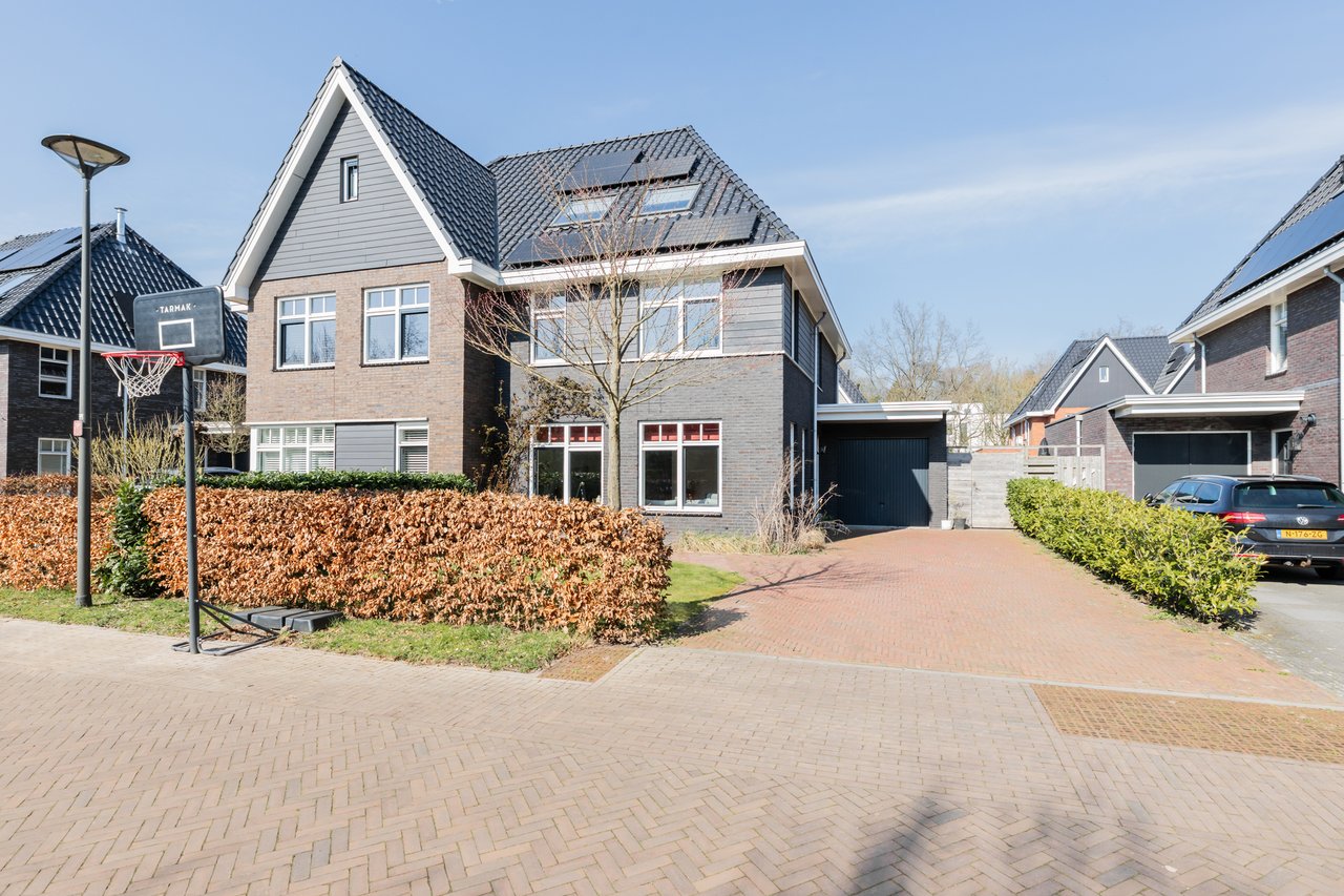 Vrijstaande woning, Haren, foto 1