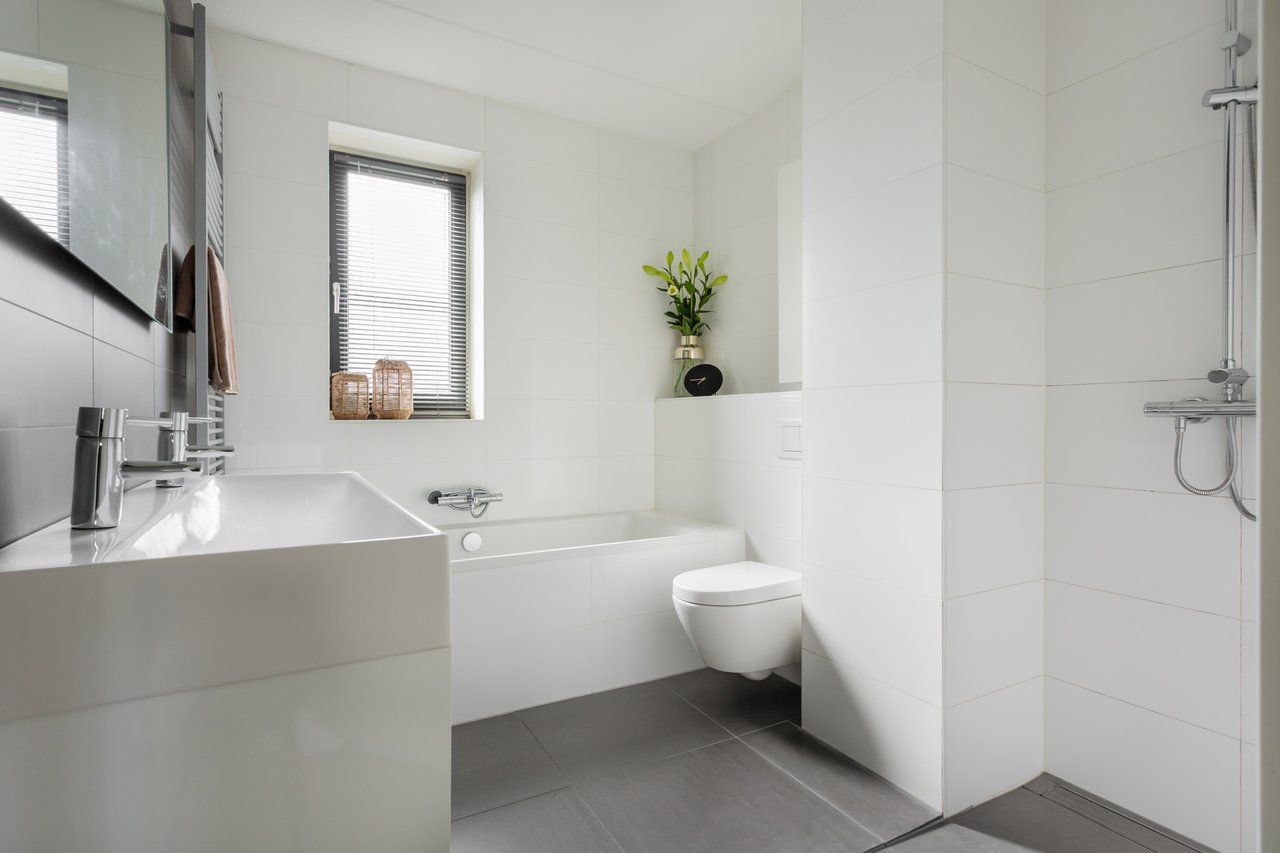 Tussenwoning in Leek, foto 30