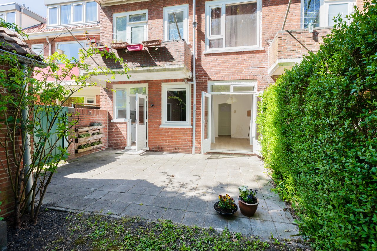 Terras en buitenruimte, lege ruimte voor virtual staging Bataviastraat Oud-Noord Groningen