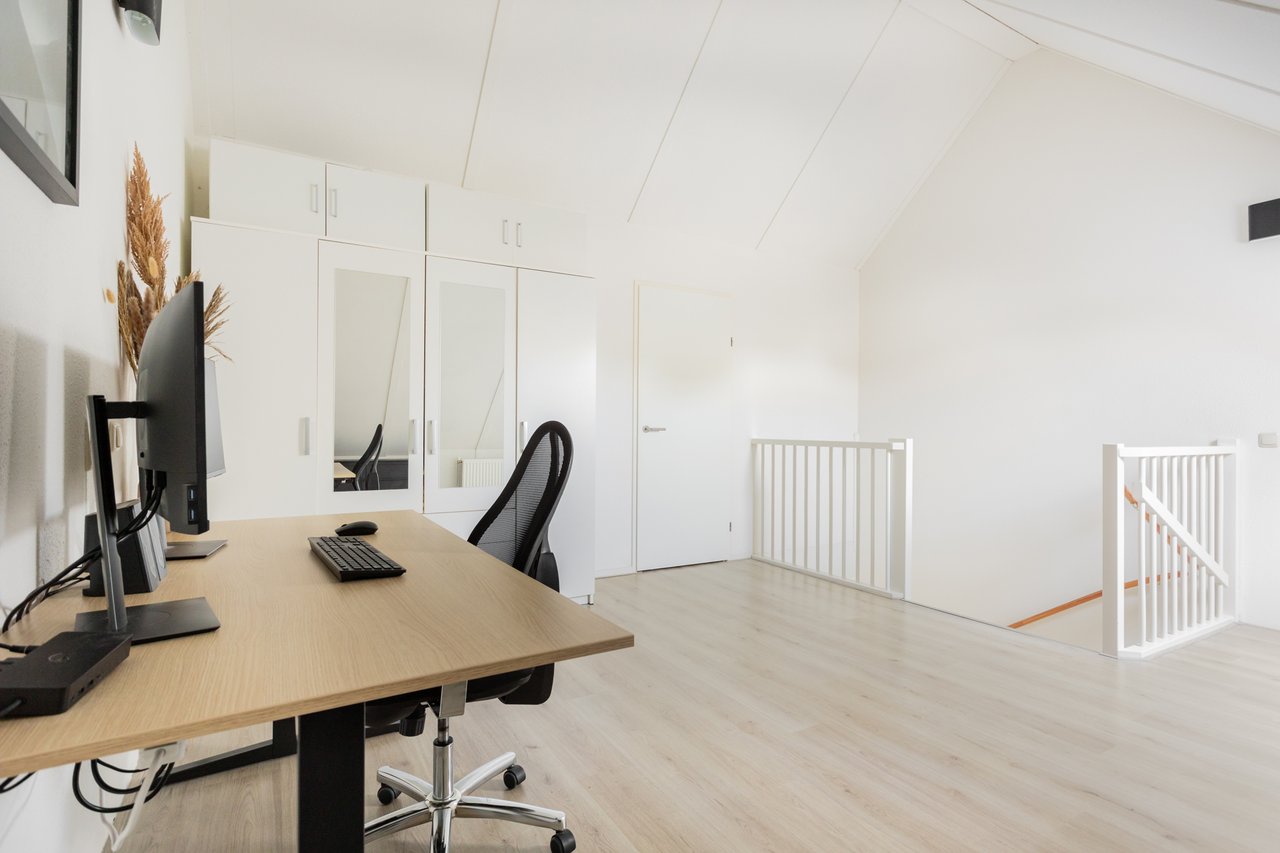 Tussenwoning in Leek, foto 32