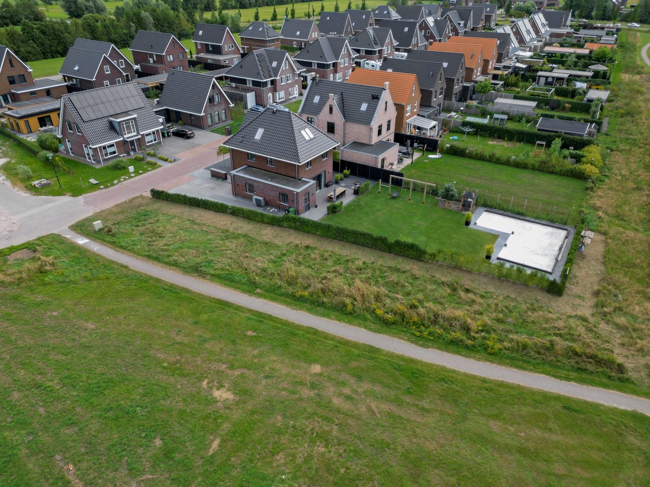 Tuin of omgeving Lignestraat 31, Grootegast