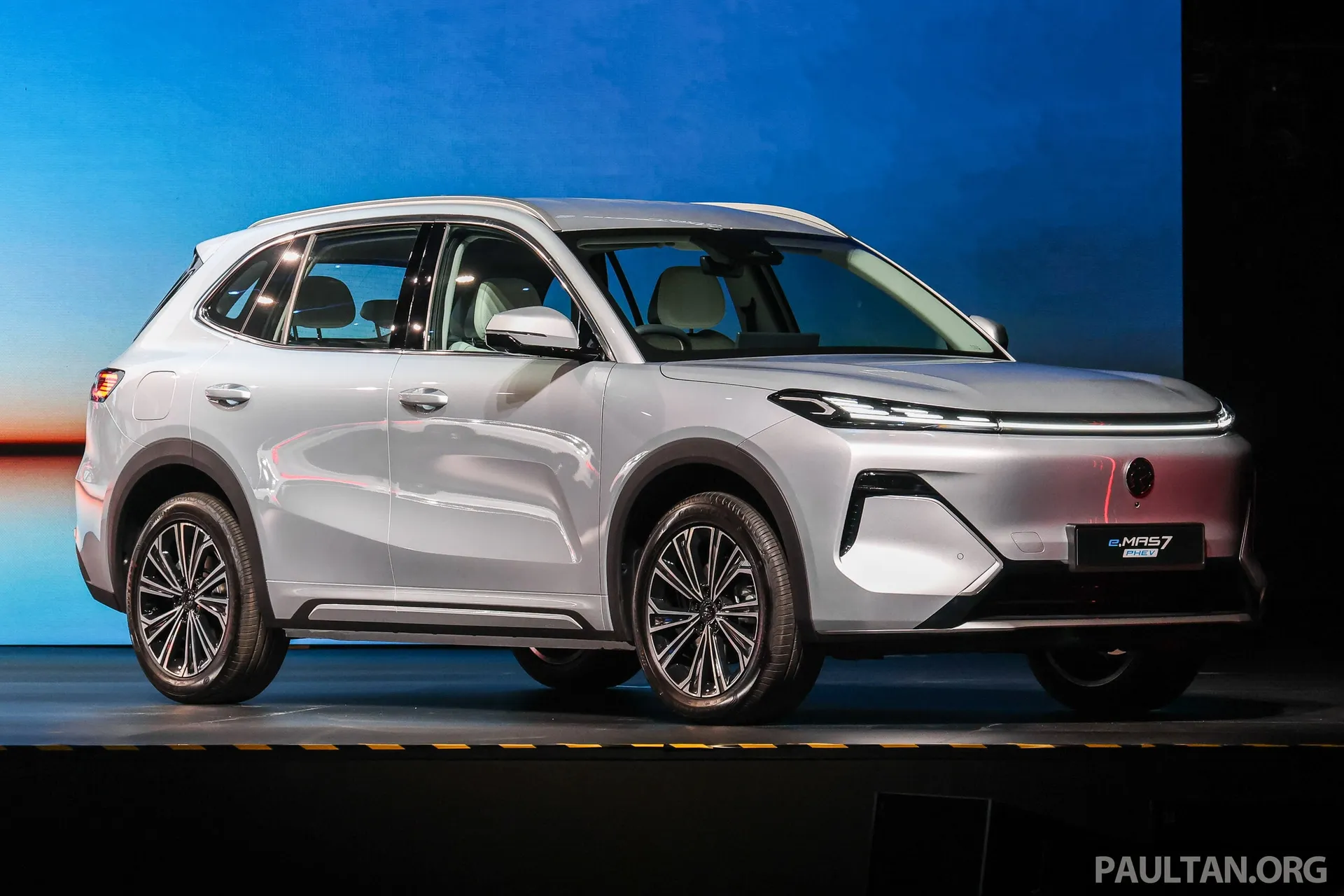 E.MAS 7 PHEV