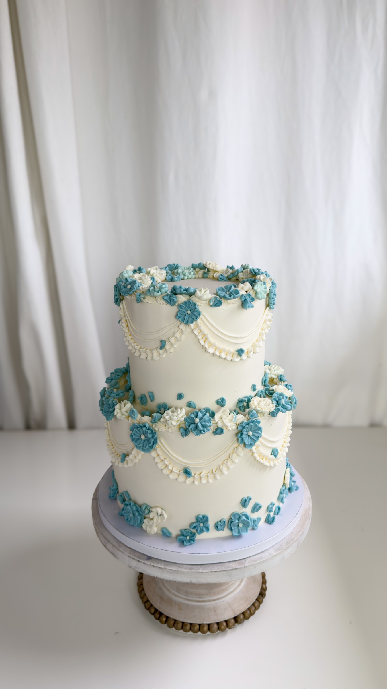 Two Tier Vintage Cake 
