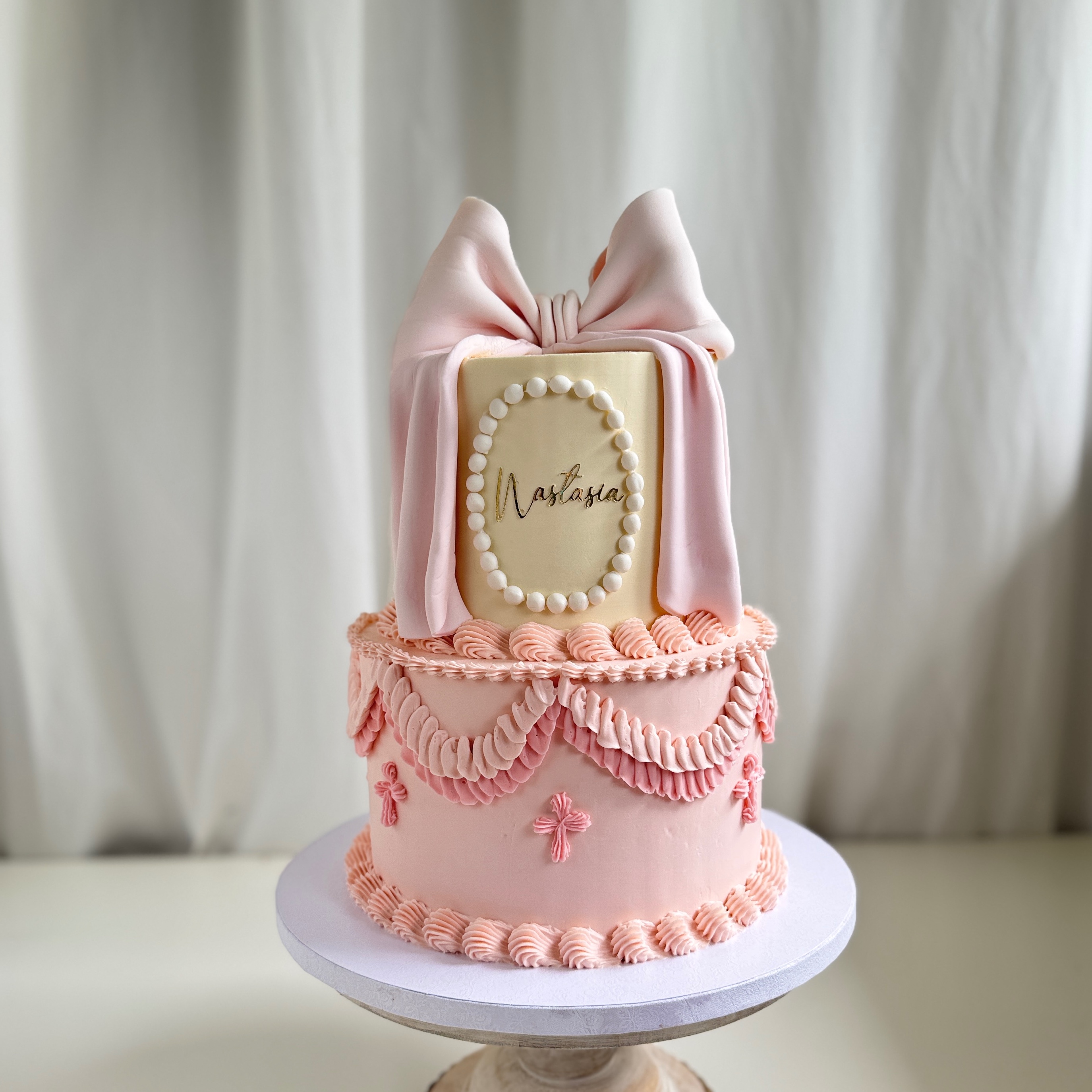 2 Tiered Cake with Bow