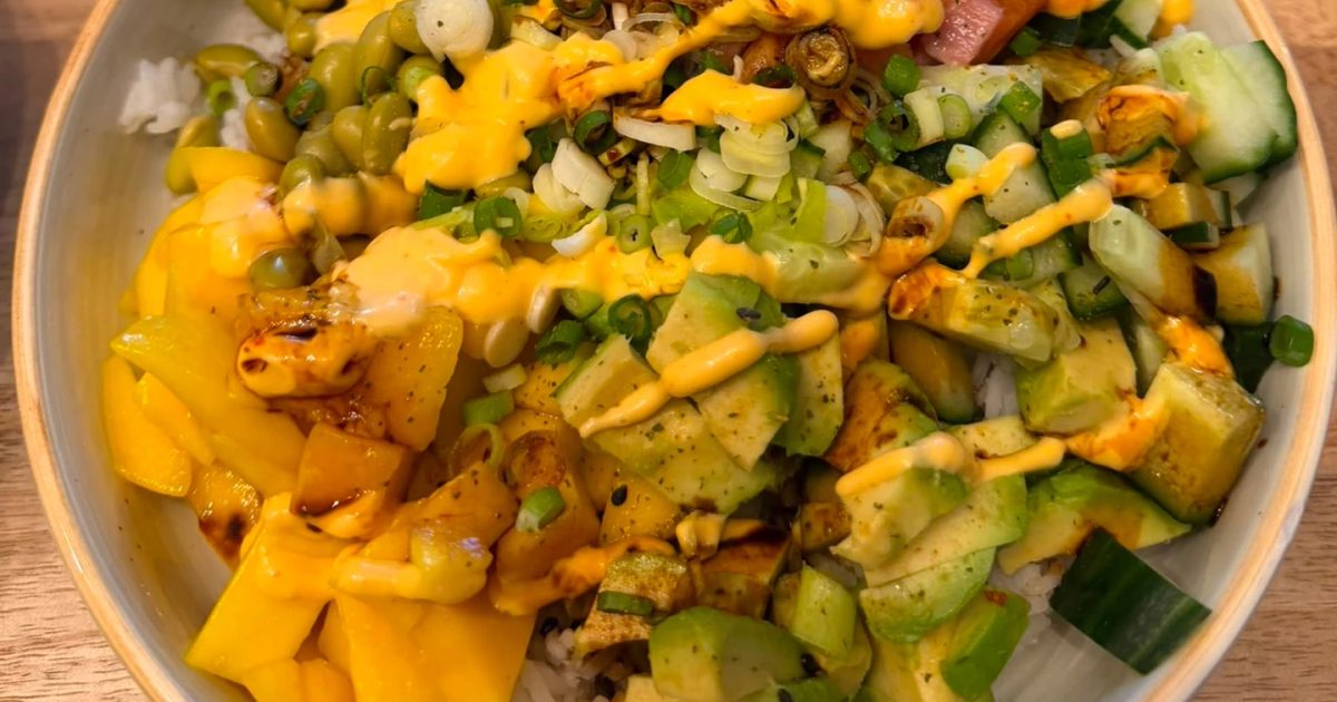 Poke bowl met zalm