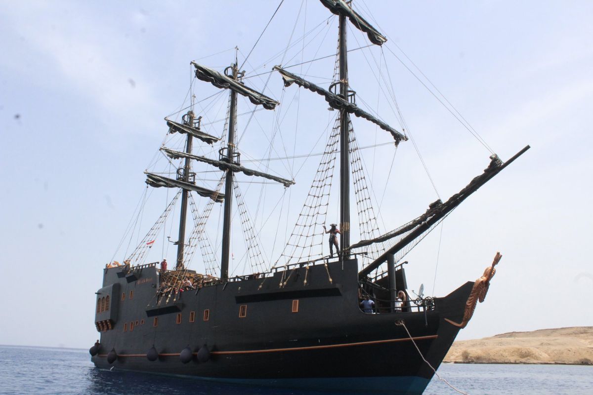 Black Pearl Pirate Ship Sea Adventure Sharm El Sheikh