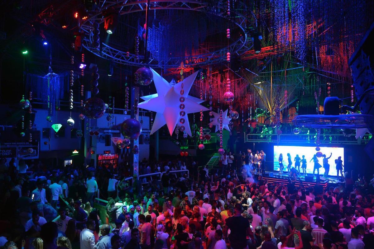 Bus Stop Sharm El Sheikh Nightclub Party 3